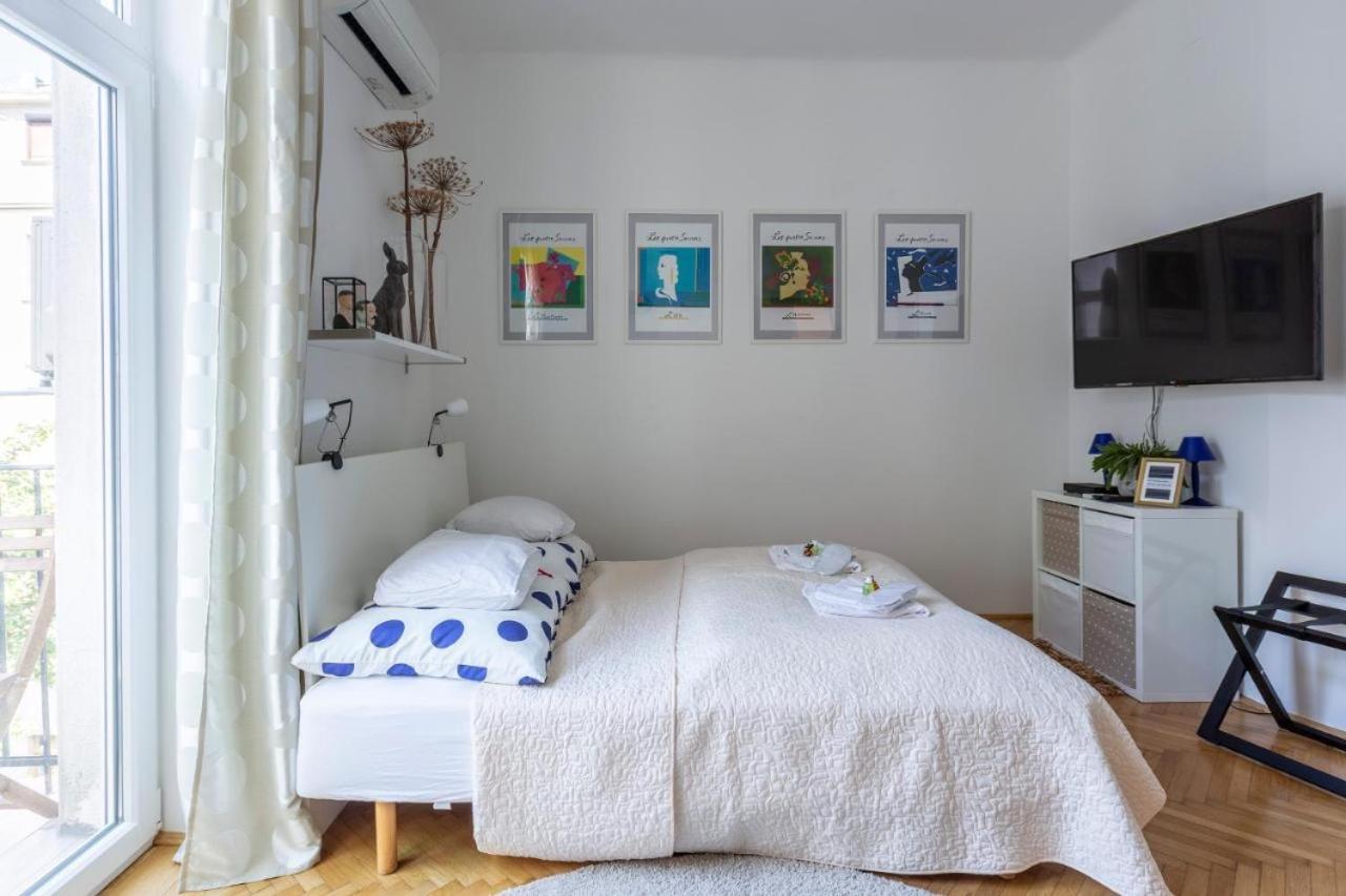 Gorgeous Flat Right Near The City Center Budapeste Exterior foto