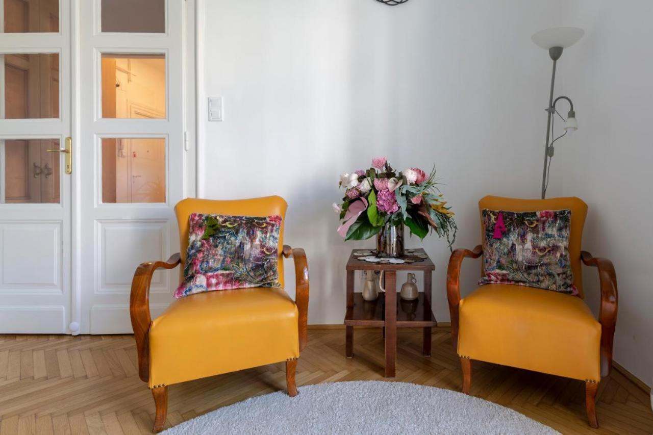 Gorgeous Flat Right Near The City Center Budapeste Exterior foto